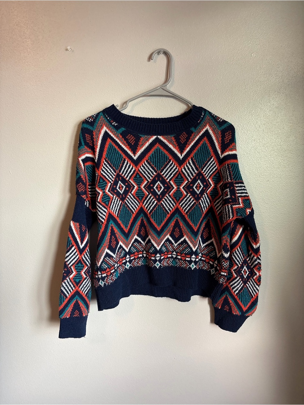 Women’s Vintage Sweater size medium